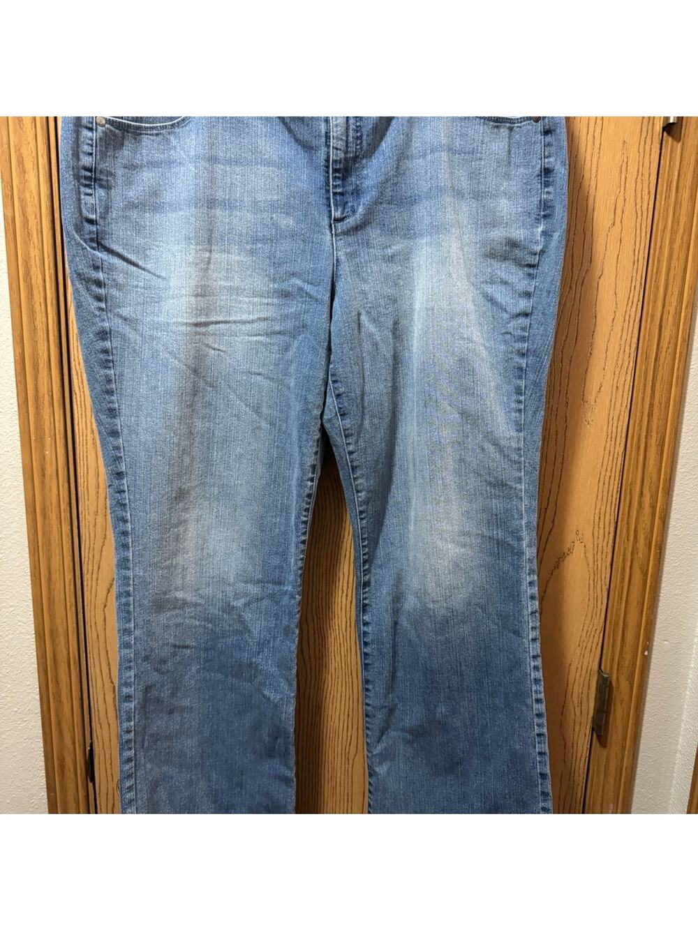 Relativity jeans size 18W average